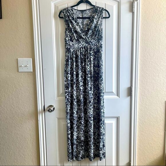 Tiana B. Black & White Sleeveless Animal-Print Maxi Dress; SZ S; NWOT - Picture 2 of 8